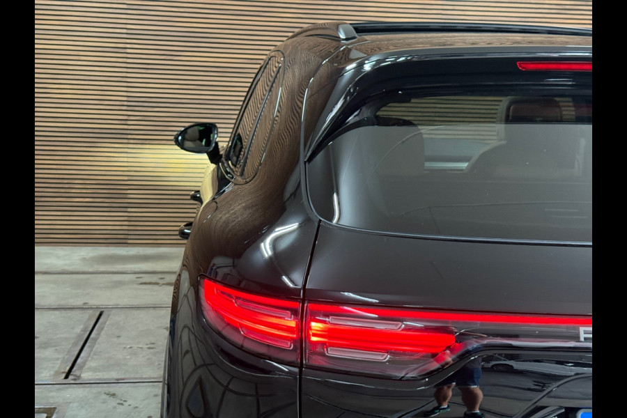 Porsche Cayenne 3.0 E-Hybrid Platinum Edition | Sportchrono | Luchtvering | SportDesign