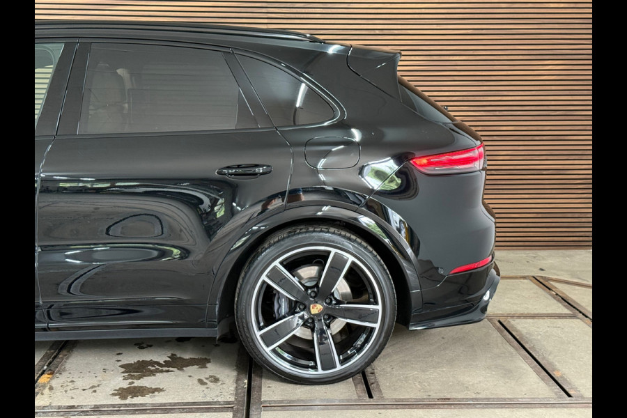 Porsche Cayenne 3.0 E-Hybrid Platinum Edition | Sportchrono | Luchtvering | SportDesign