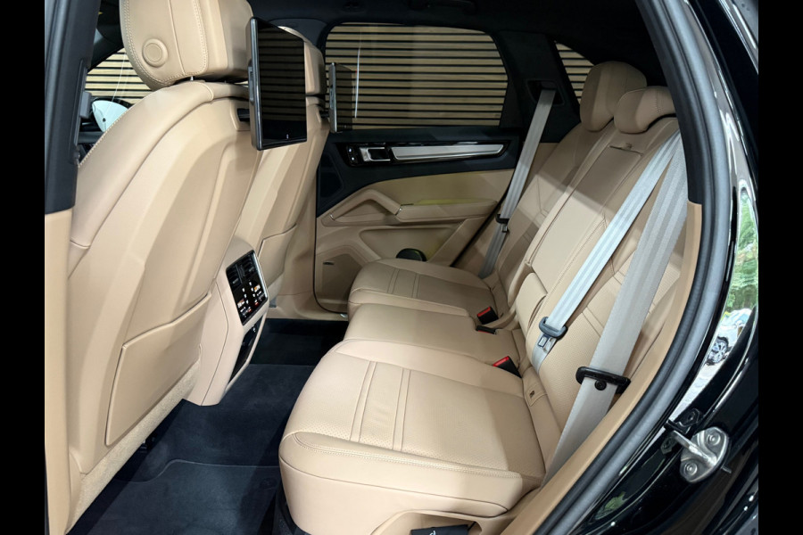 Porsche Cayenne 3.0 E-Hybrid Platinum Edition | Sportchrono | Luchtvering | SportDesign
