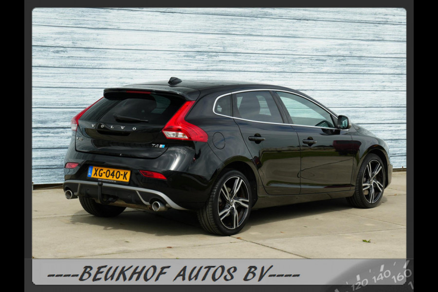 Volvo V40 1.5 T3 Polar+ Panorama Trekhaak Cam Harman Kardon