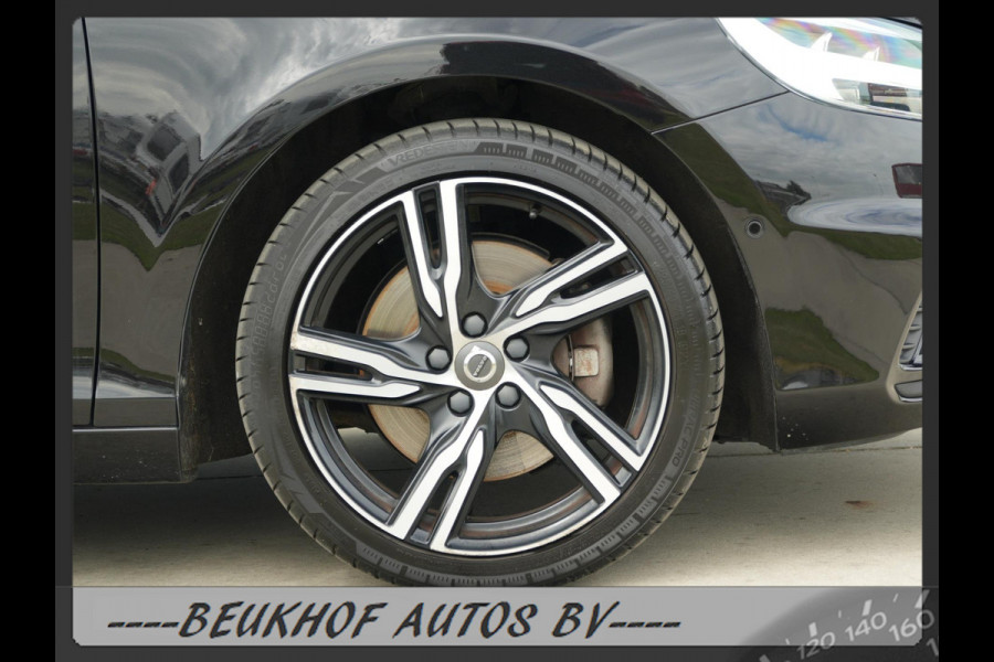 Volvo V40 1.5 T3 Polar+ Panorama Trekhaak Cam Harman Kardon
