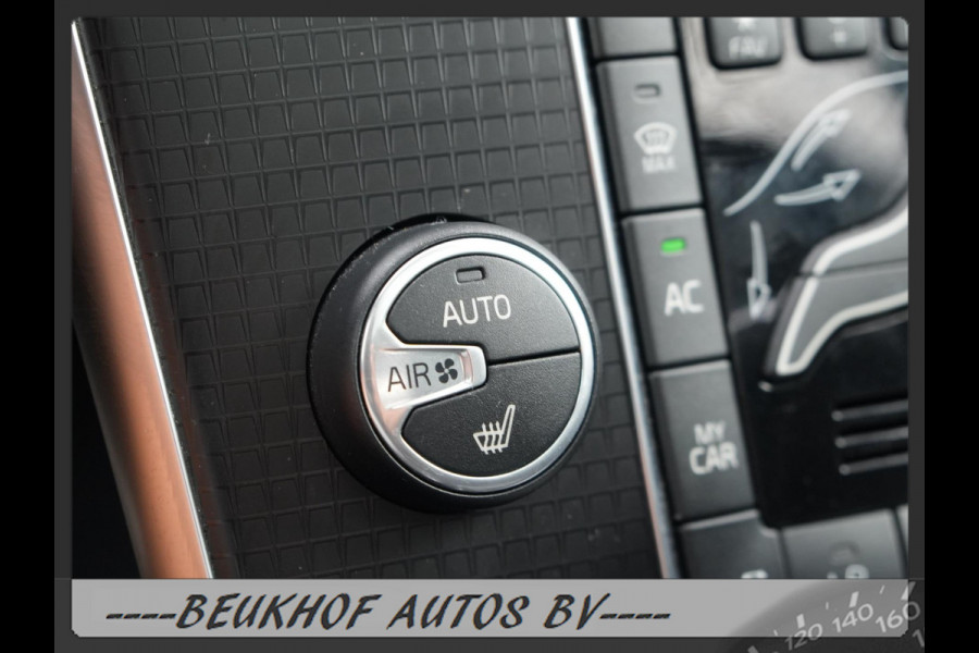 Volvo V40 1.5 T3 Polar+ Panorama Trekhaak Cam Harman Kardon