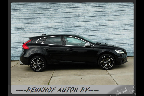 Volvo V40 1.5 T3 Polar+ Panorama Trekhaak Cam Harman Kardon
