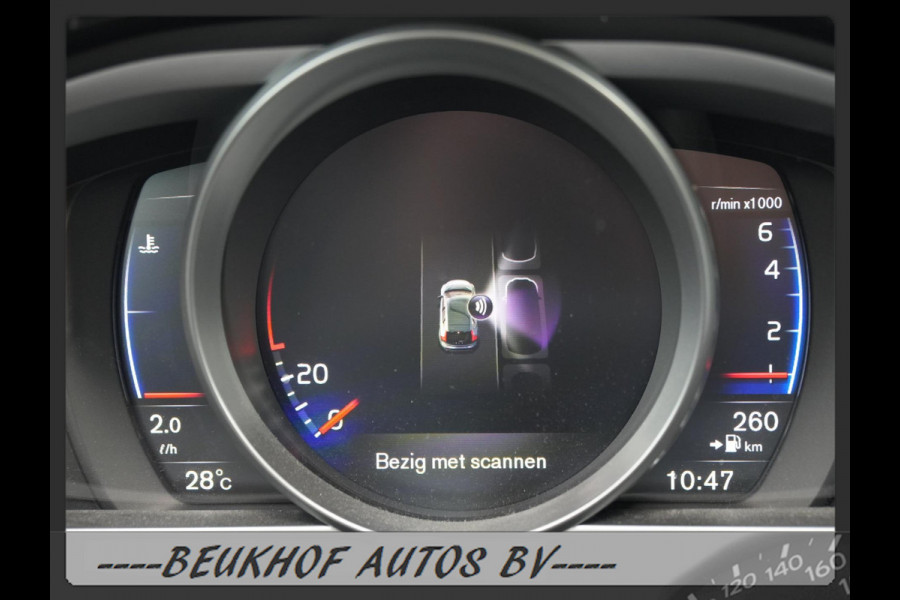 Volvo V40 1.5 T3 Polar+ Panorama Trekhaak Cam Harman Kardon