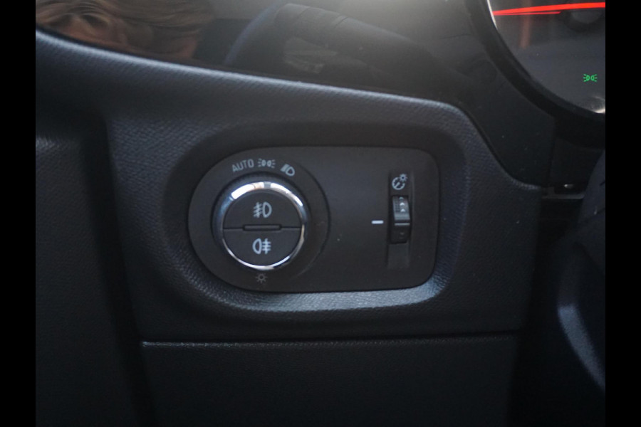 Opel Corsa 1.2 GS Line 17'Lm velgen | Winterpakket