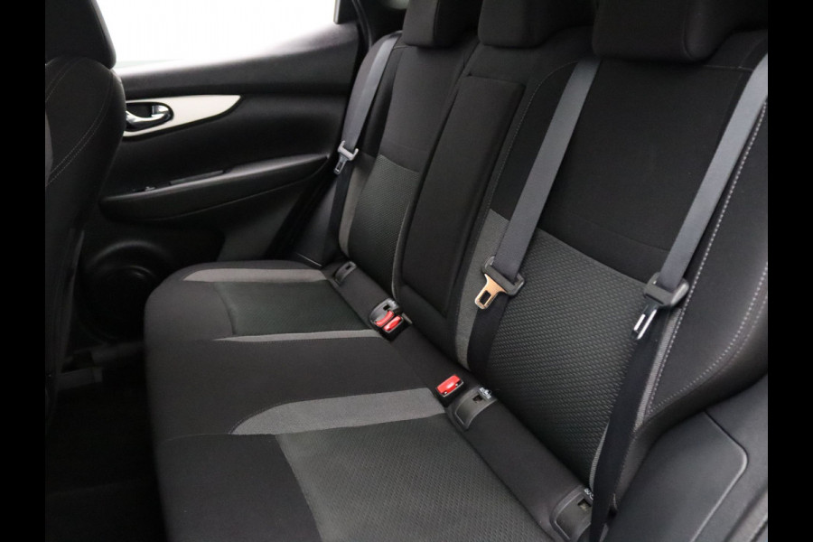 Nissan QASHQAI 160pk DIG-T N-Connecta 360° Camera | Cruise | Navi | Parkeersens. v+a | Trekhaak