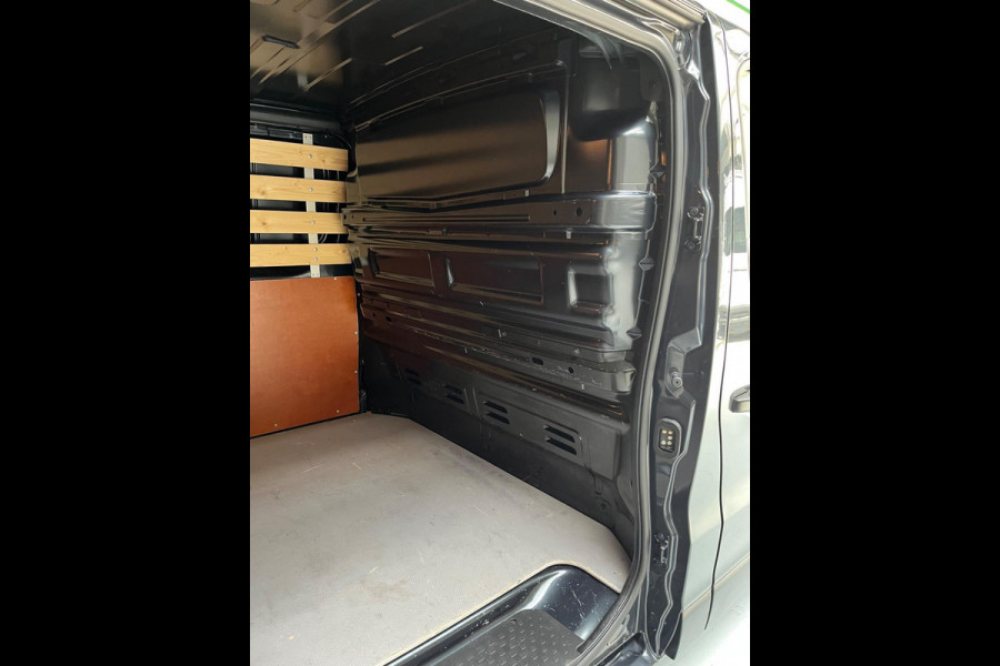 Renault Trafic 2.0 dCi 110PK euro6 T30 L2H1 Comfort 3Persoons, Airco, CruiseControl, Trekhaak, Metallic, RIJKLAARPRIJS!