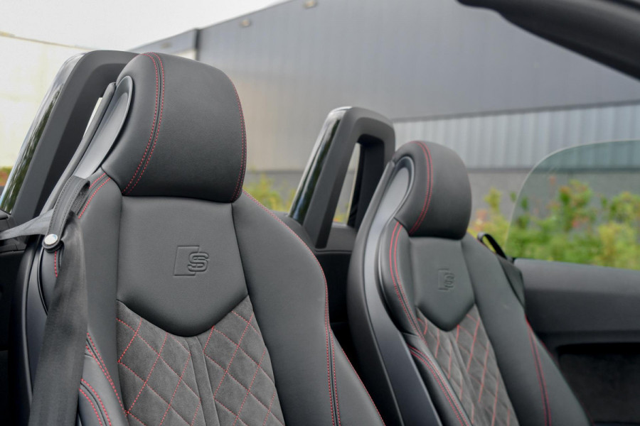 Audi TT Roadster 40 TFSI Pro line S Competiton. RS Stoelen, Keyless, CarPlay, Matrix!
