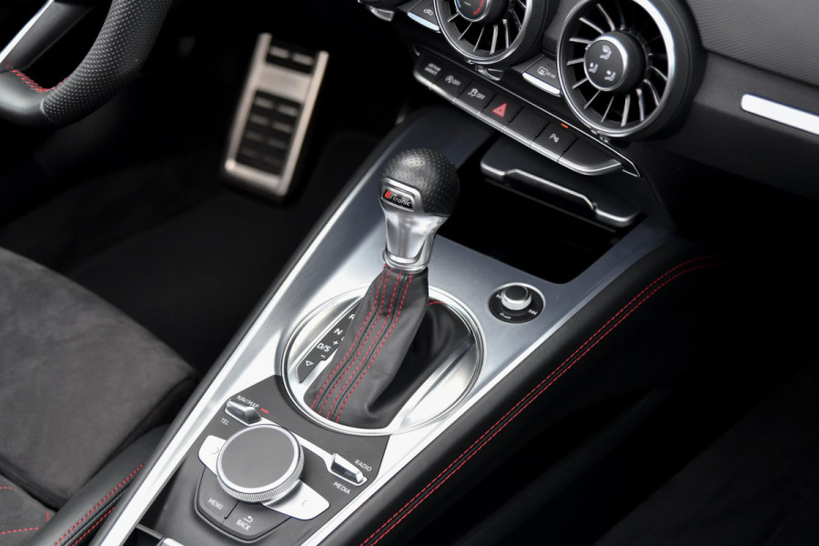 Audi TT Roadster 40 TFSI Pro line S Competiton. RS Stoelen, Keyless, CarPlay, Matrix!
