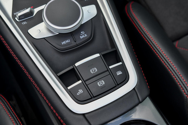 Audi TT Roadster 40 TFSI Pro line S Competiton. RS Stoelen, Keyless, CarPlay, Matrix!