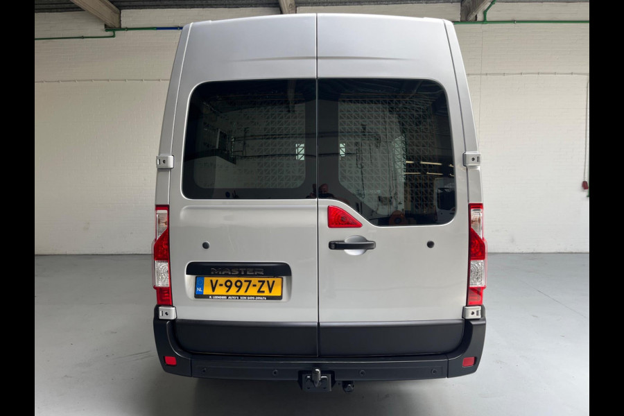 Renault Master 2.3 dCi 110PK euro6 L2H2 Stop & Start 3Persoons Unieke en originele kilometerstand! RIJKLAARPRIJS!