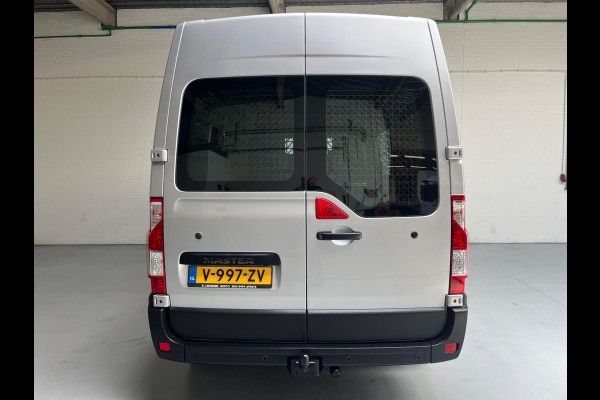 Renault Master 2.3 dCi 110PK euro6 L2H2 Stop & Start 3Persoons Unieke en originele kilometerstand! RIJKLAARPRIJS!