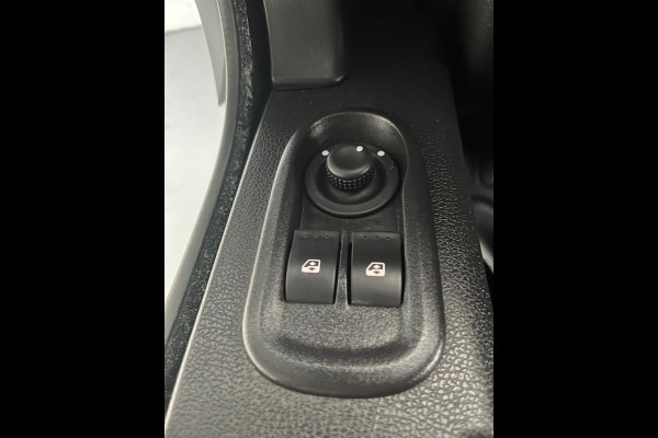 Renault Master 2.3 dCi 110PK euro6 L2H2 Stop & Start 3Persoons Unieke en originele kilometerstand! RIJKLAARPRIJS!