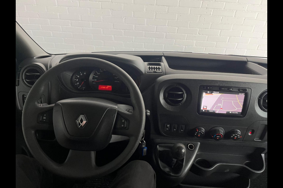 Renault Master 2.3 dCi 110PK euro6 L2H2 Stop & Start 3Persoons Unieke en originele kilometerstand! RIJKLAARPRIJS!