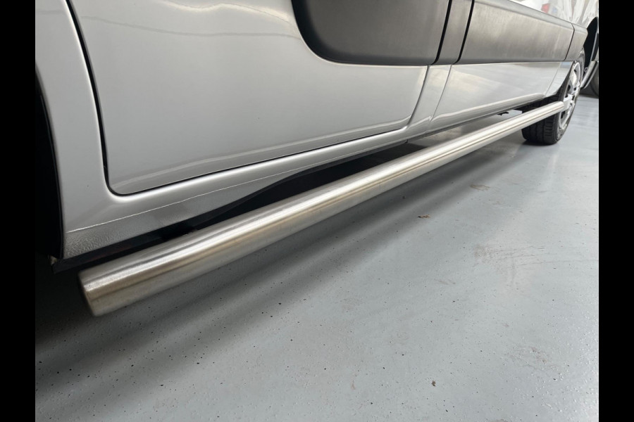 Renault Master 2.3 dCi 110PK euro6 L2H2 Stop & Start 3Persoons Unieke en originele kilometerstand! RIJKLAARPRIJS!