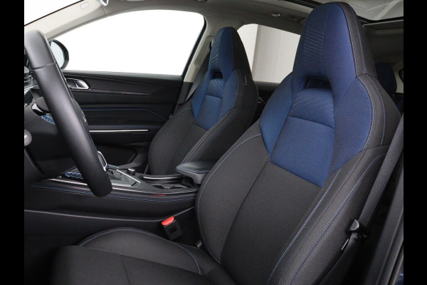 Lynk & Co 01 1.5 Plug In | Panoramadak | Infinity by Harman | Camera | Adaptive cruise | Stoelverwarming | Carplay | Memory | Full LED