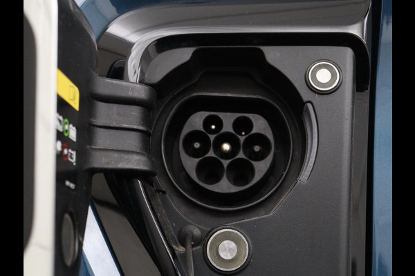 Lynk & Co 01 1.5 Plug In | Panoramadak | Infinity by Harman | Camera | Adaptive cruise | Stoelverwarming | Carplay | Memory | Full LED