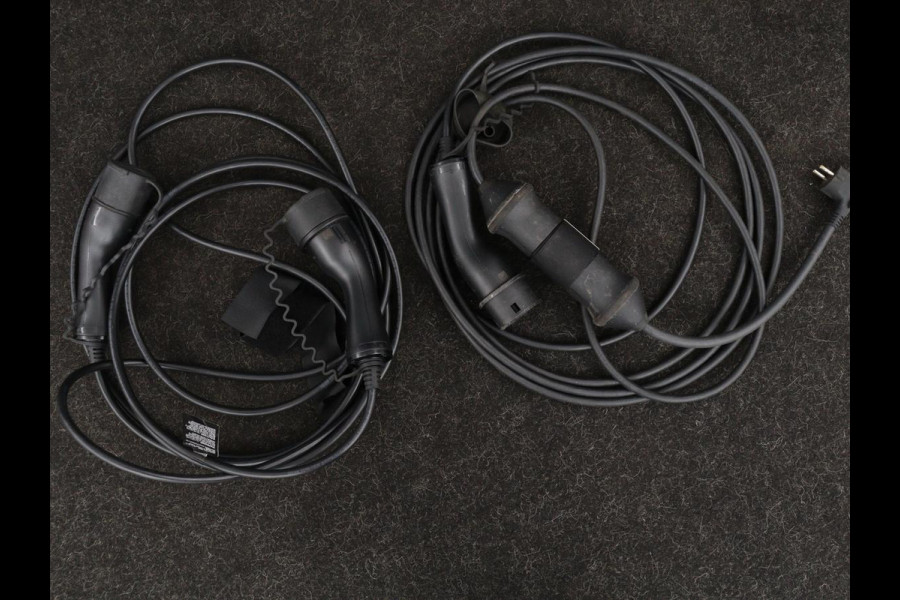 Lynk & Co 01 1.5 Plug In | Panoramadak | Infinity by Harman | Camera | Adaptive cruise | Stoelverwarming | Carplay | Memory | Full LED