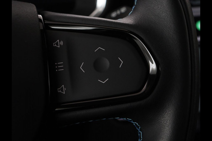 Lynk & Co 01 1.5 Plug In | Panoramadak | Infinity by Harman | Camera | Adaptive cruise | Stoelverwarming | Carplay | Memory | Full LED