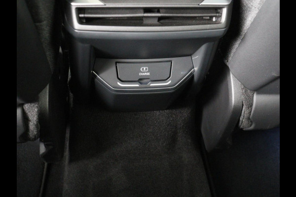 Lynk & Co 01 1.5 Plug In | Panoramadak | Infinity by Harman | Camera | Adaptive cruise | Stoelverwarming | Carplay | Memory | Full LED