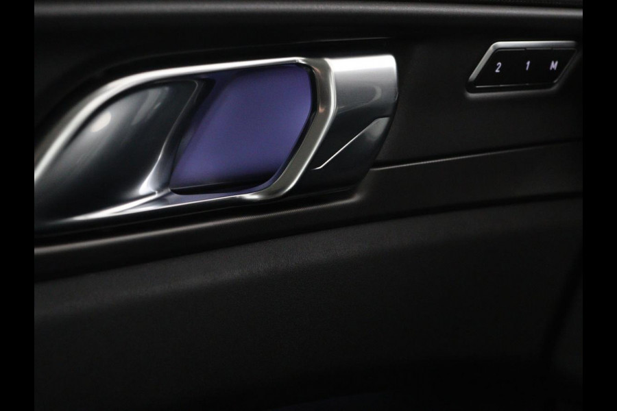 Lynk & Co 01 1.5 Plug In | Panoramadak | Infinity by Harman | Camera | Adaptive cruise | Stoelverwarming | Carplay | Memory | Full LED