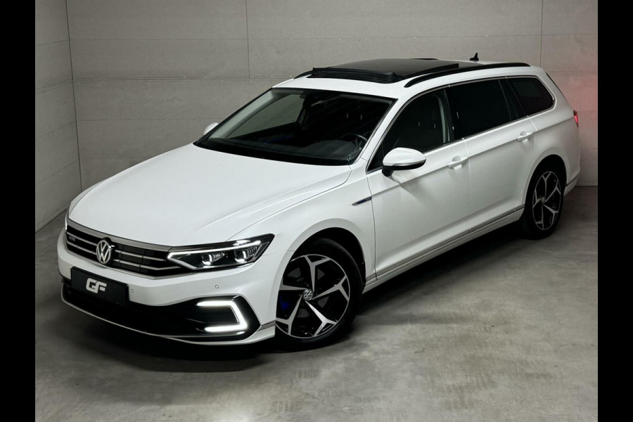 Volkswagen Passat Variant 1.4 TSI PHEV GTE Pano Leer Virtual Carplay Trekh.