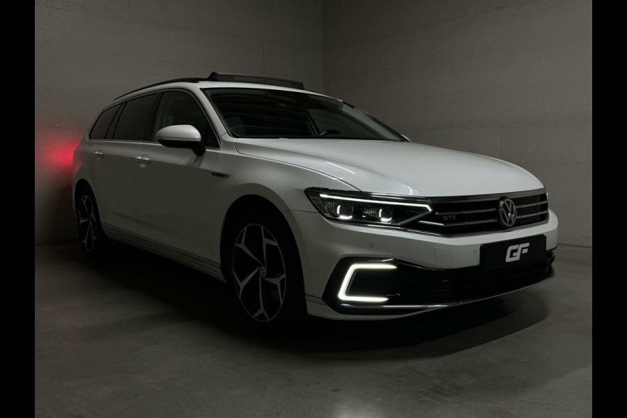 Volkswagen Passat Variant 1.4 TSI PHEV GTE Pano Leer Virtual Carplay Trekh.