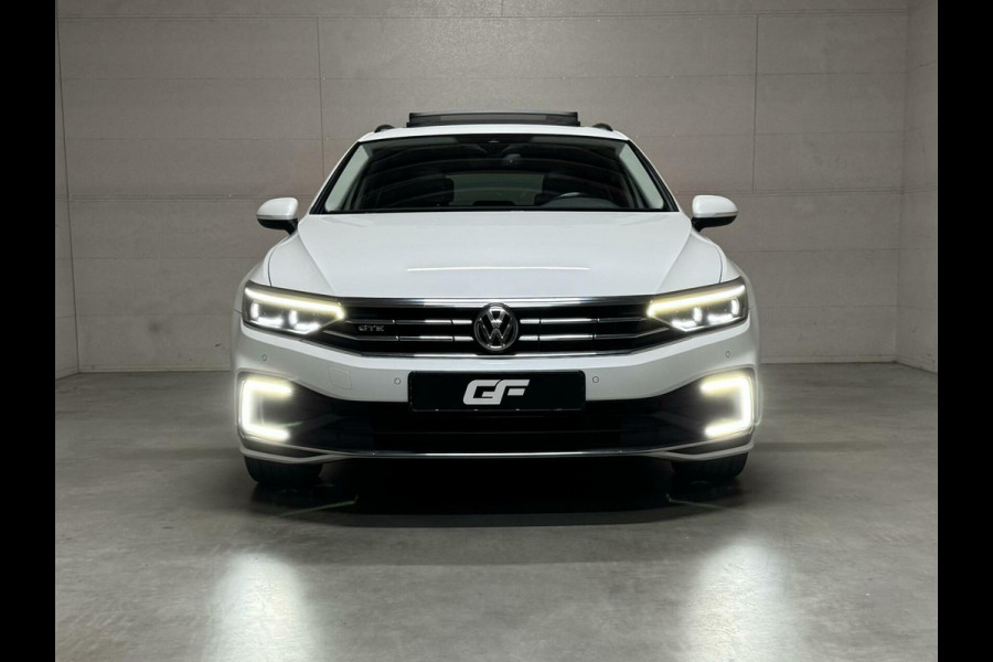 Volkswagen Passat Variant 1.4 TSI PHEV GTE Pano Leer Virtual Carplay Trekh.