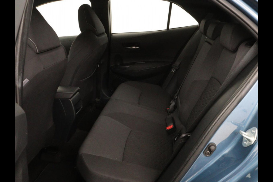 Toyota Corolla 1.8 Hybrid Business Intro | Head-Up | Stoelverwarming | Adaptive cruise | Carplay | Carplay | Navigatie | Keyless | Park Assist