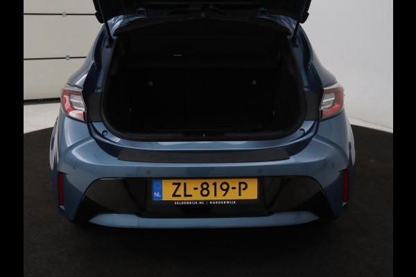 Toyota Corolla 1.8 Hybrid Business Intro | Head-Up | Stoelverwarming | Adaptive cruise | Carplay | Carplay | Navigatie | Keyless | Park Assist