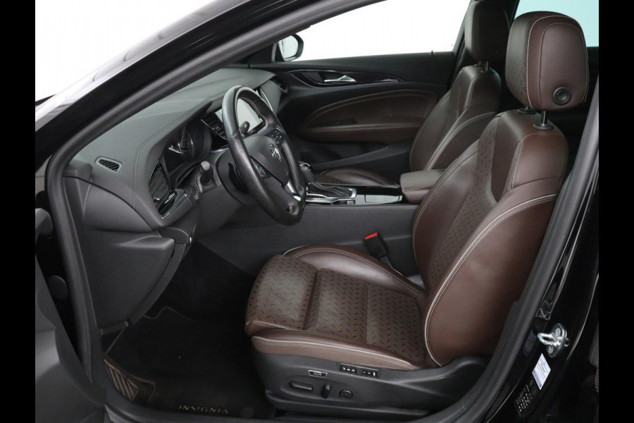 Opel Insignia Grand Sport 1.6 CDTI Innovation | OPC Line | Head-Up | Stoelventilatie | Leder | Massage | 360 camera | Carplay | AGR Stoel | Matrix LED | Navigatie | Stoel & stuurverwarming