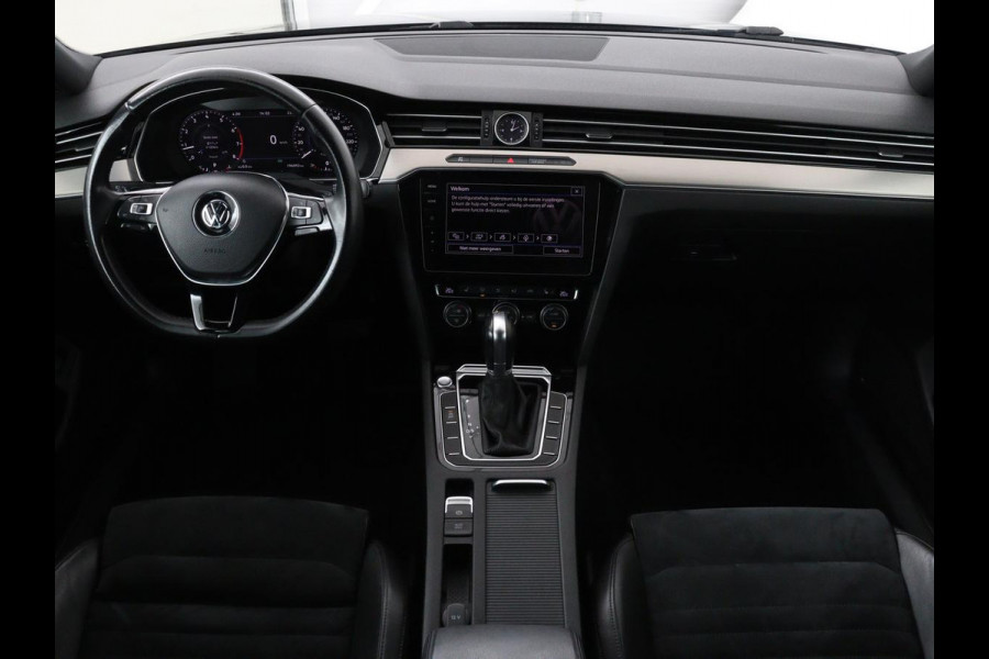 Volkswagen Passat 1.4 TSI R Line | Trekhaak | 360 camera | Stoelverwarming | Leder/Alcantara | Carplay | Adaptive cruise | Navigatie | Full LED | Virtual Cockpit