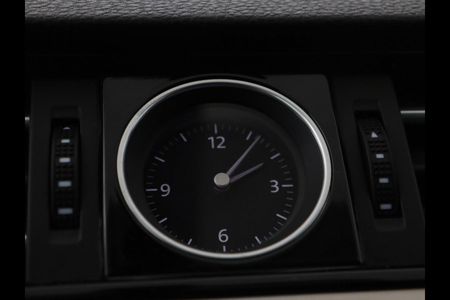 Volkswagen Passat 1.4 TSI R Line | Trekhaak | 360 camera | Stoelverwarming | Leder/Alcantara | Carplay | Adaptive cruise | Navigatie | Full LED | Virtual Cockpit