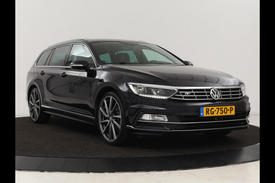Volkswagen Passat 1.4 TSI R Line | Trekhaak | 360 camera | Stoelverwarming | Leder/Alcantara | Carplay | Adaptive cruise | Navigatie | Full LED | Virtual Cockpit
