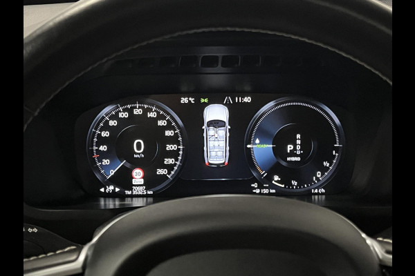 Volvo XC90 R-DESIGN Plug-In Hybrid AWD | Adapt. cruise control | Head-up | Open dak | Bowers & Wilkins | 22" | 360 Camera