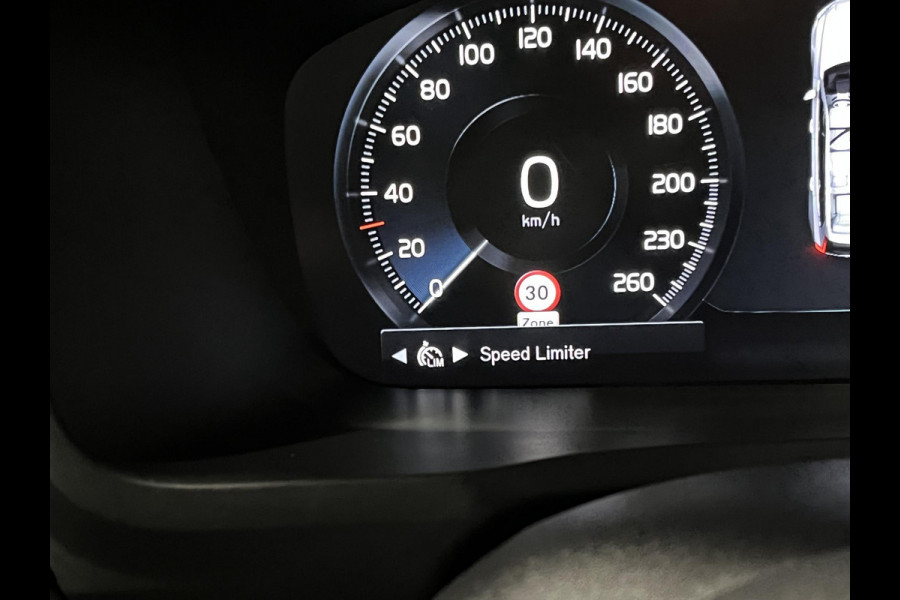 Volvo XC90 R-DESIGN Plug-In Hybrid AWD | Adapt. cruise control | Head-up | Open dak | Bowers & Wilkins | 22" | 360 Camera