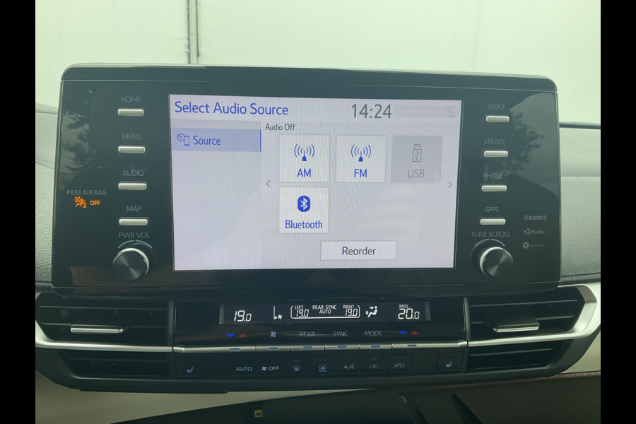 Toyota SIENNA 7-Pers 2.5 HEV 266pk XLE Full Option Open sky Leer Camera 7-zits 7 Persoons