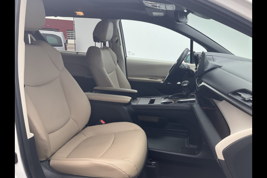 Toyota SIENNA 7-Pers 2.5 HEV 266pk XLE Full Option Open sky Leer Camera 7-zits 7 Persoons