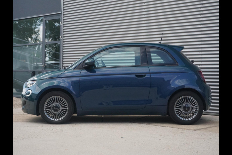 Fiat 500E Business Launch Edition 42 kWh Camera | Stoelverwarming | Led | BTW