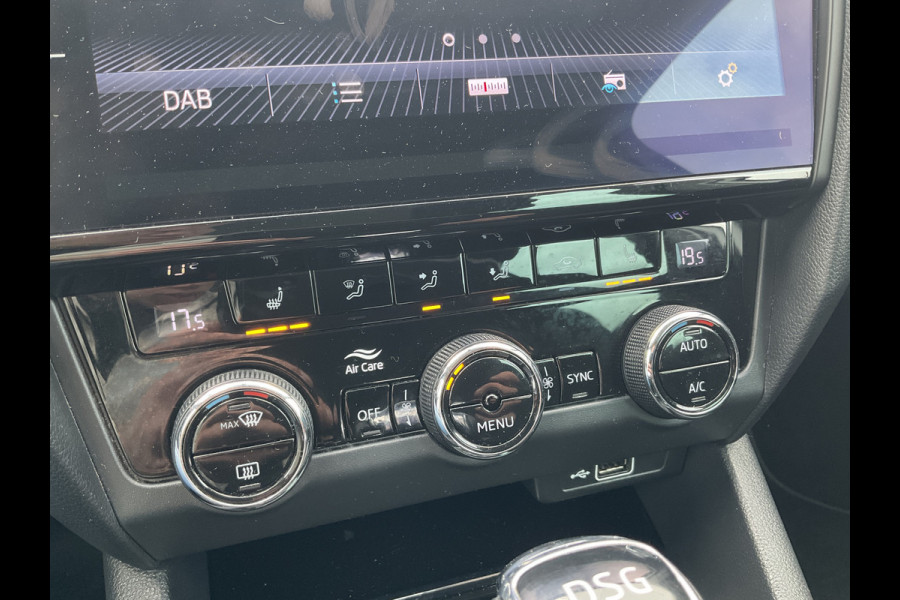 Škoda Octavia Combi 1.5 TSI 150pk Automaat Trekhaak Carplay Stoelverw Cruise NL-Auto!