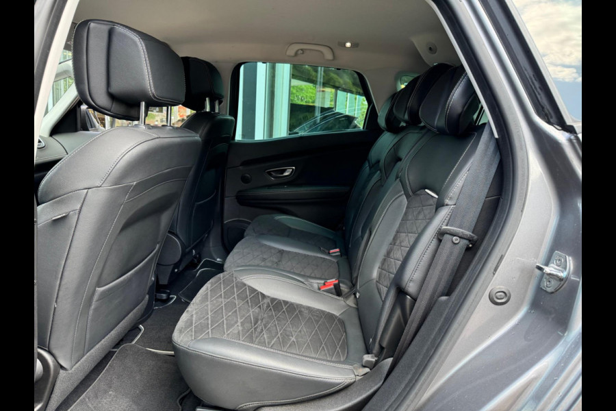 Renault Scénic TCe 140 EDC Black Edition Bose Sound / Stoel verw. / Adaptieve cruise control / 1e eigenaar