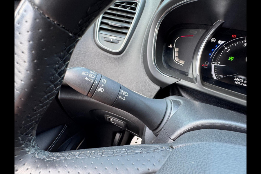 Renault Scénic TCe 140 EDC Black Edition Bose Sound / Stoel verw. / Adaptieve cruise control / 1e eigenaar