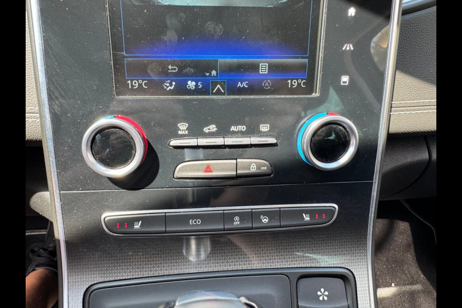 Renault Scénic TCe 140 EDC Black Edition Bose Sound / Stoel verw. / Adaptieve cruise control / 1e eigenaar