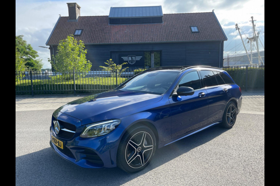 Mercedes-Benz C-Klasse Estate 300 e HYBRIDE AMG NIGHT-PAKKET PANORAMADAK 360" CAMERA TREKHAAK