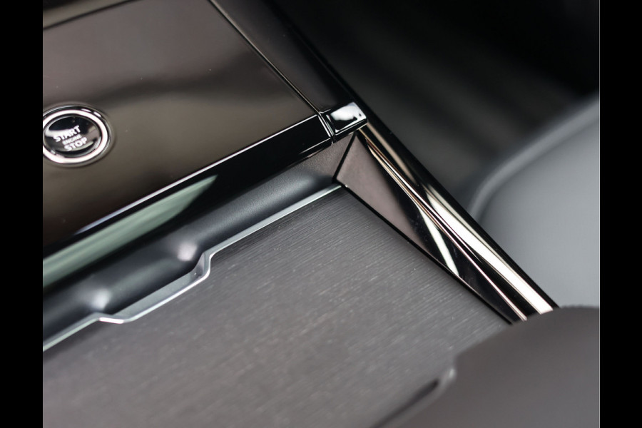 Land Rover Range Rover Sport P550e Autobiography | Clearsight - Massage - Trekhaak - Pano