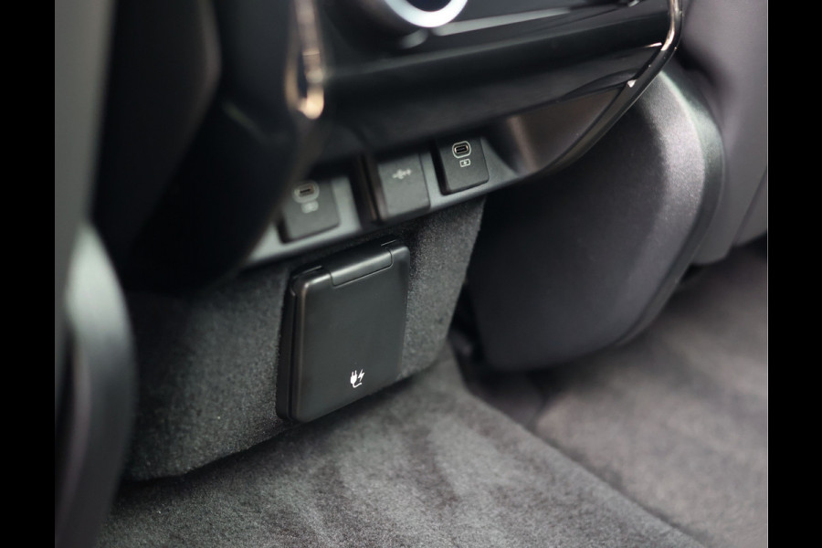 Land Rover Range Rover Sport P550e Autobiography | Clearsight - Massage - Trekhaak - Pano