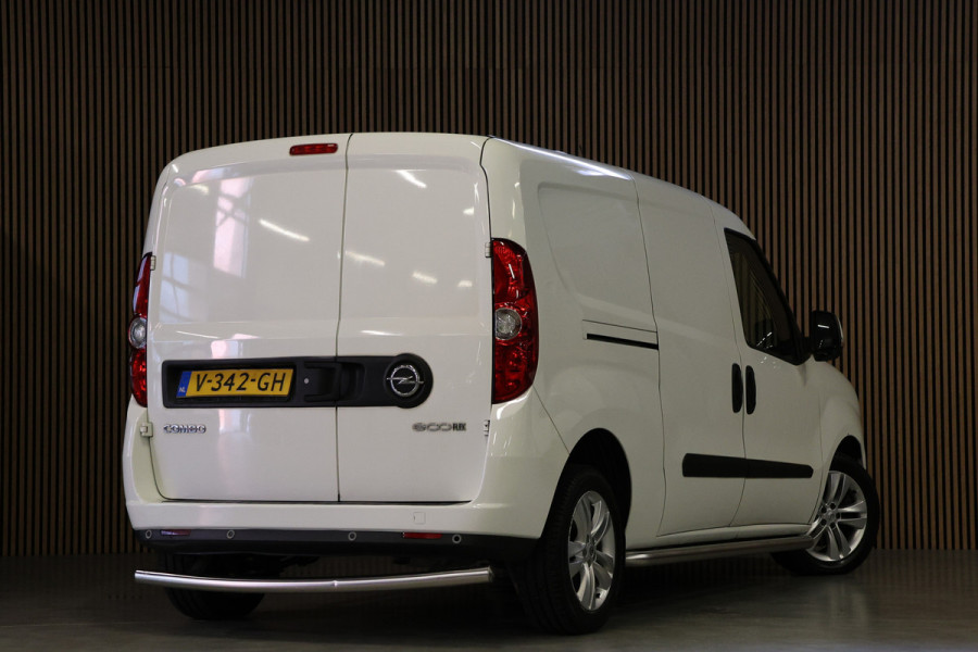 Opel Combo 1.6 CDTi 105 PK L2H1 Sport | Cruise control | Stoelverwarming | Airco | LM Velgen | Sidebars | Werkplaatsinrichting | Euro 6 | NAP Logisch | Nieuwe APK