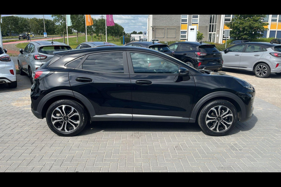 Ford Puma 1.0 EcoBoost Hybrid Titanium 125pk | Winterpack | Sync 4 Navigatie | Elek. achterklep | Keyless | Comfort Pack