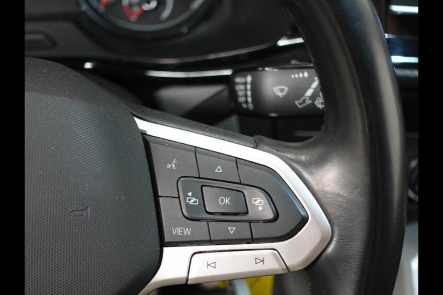 Volkswagen Transporter 2.0 TDI L2 Dubbele Cabine Automaat Airco Cruise control Camera Apple Carplay/Android Auto