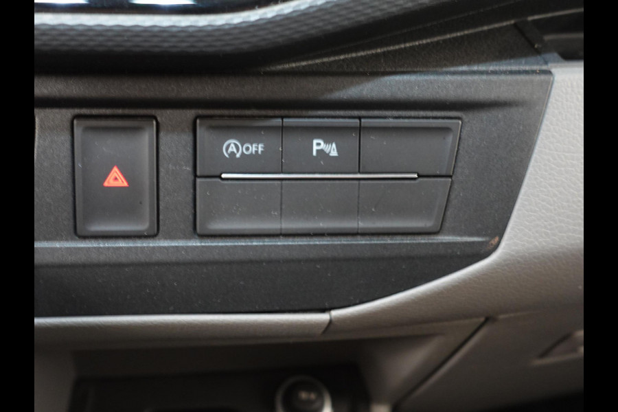 Volkswagen Transporter 2.0 TDI L2 Dubbele Cabine Automaat Airco Cruise control Camera Apple Carplay/Android Auto